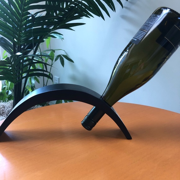 Freestanding bottle holder & wine glasses - Picture 2 of 10